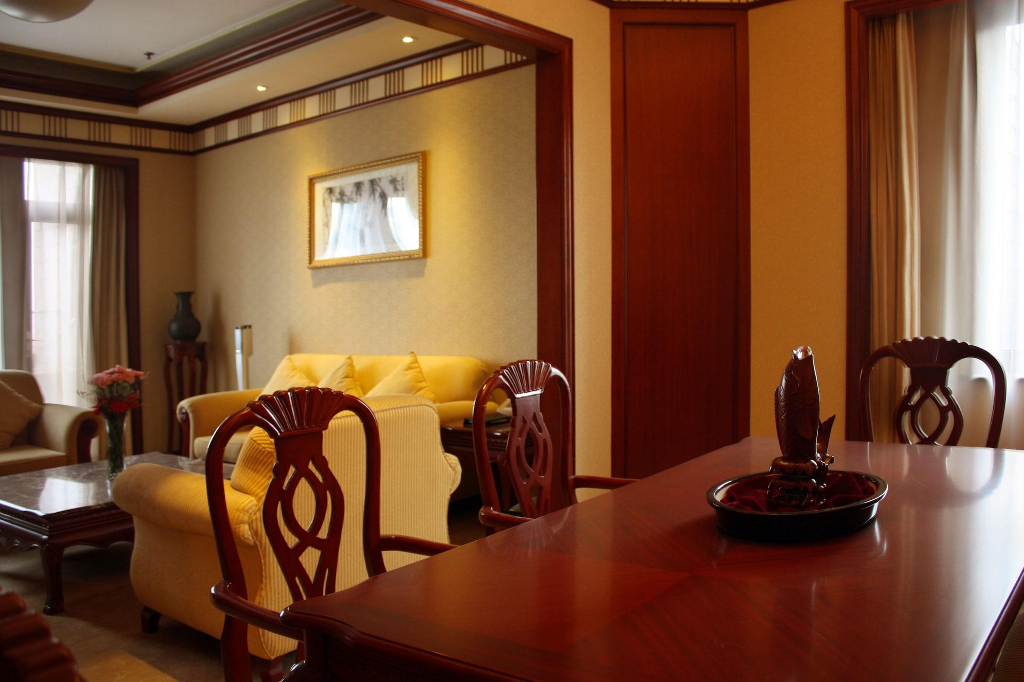 Jin Jiang Park Hotel - Hudec Excellent Historical Building - Priority Access For Classic Butterfly Cookies Without Queuing To Guests Xangai Exterior foto