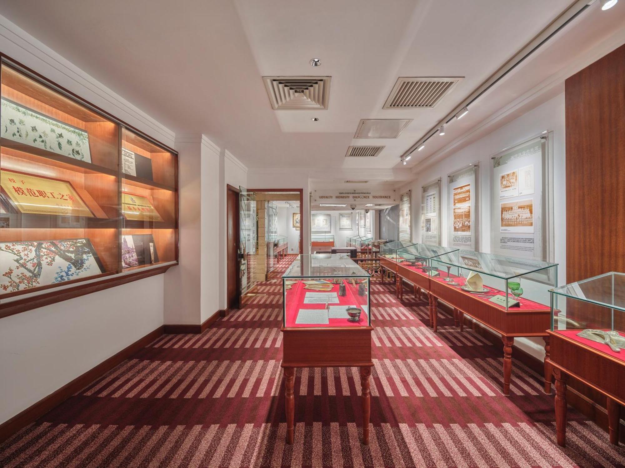 Jin Jiang Park Hotel - Hudec Excellent Historical Building - Priority Access For Classic Butterfly Cookies Without Queuing To Guests Xangai Exterior foto
