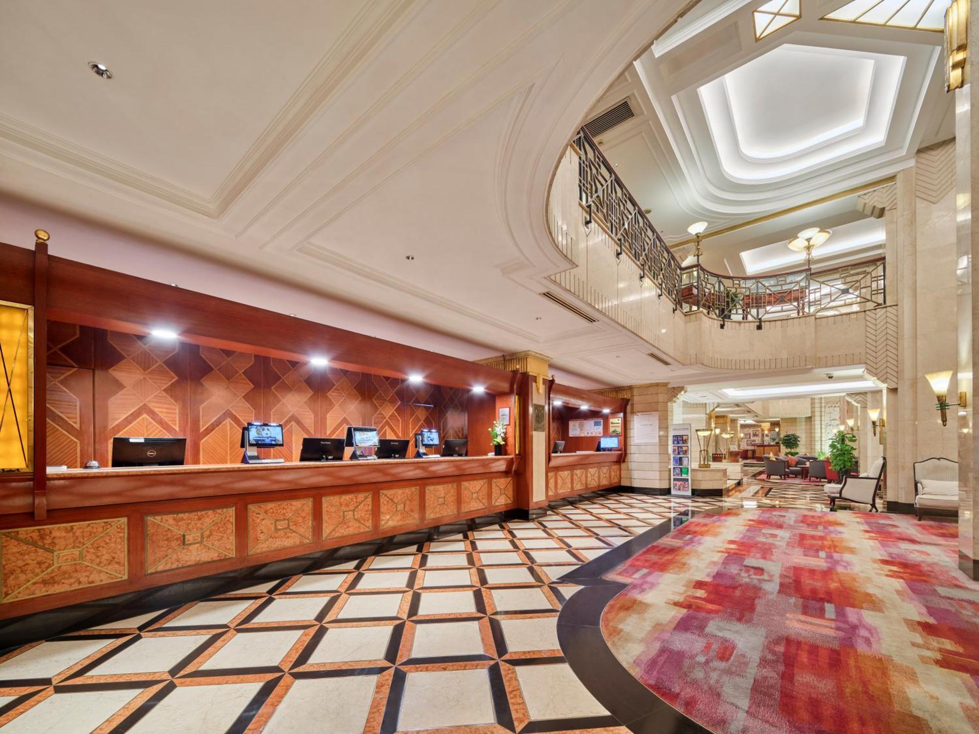Jin Jiang Park Hotel - Hudec Excellent Historical Building - Priority Access For Classic Butterfly Cookies Without Queuing To Guests Xangai Exterior foto