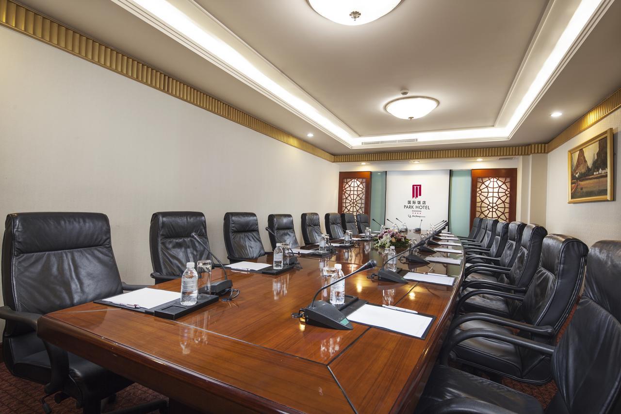 Jin Jiang Park Hotel - Hudec Excellent Historical Building - Priority Access For Classic Butterfly Cookies Without Queuing To Guests Xangai Exterior foto