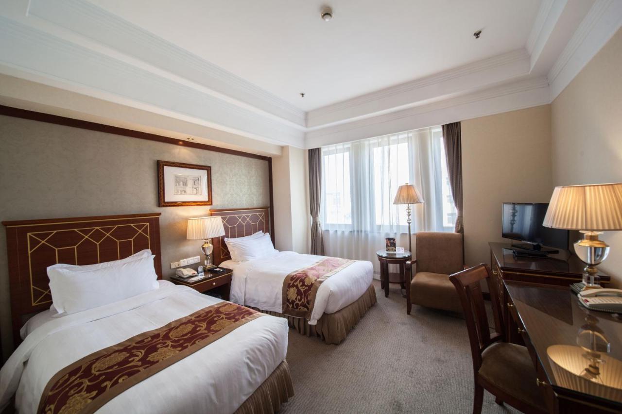 Jin Jiang Park Hotel - Hudec Excellent Historical Building - Priority Access For Classic Butterfly Cookies Without Queuing To Guests Xangai Exterior foto