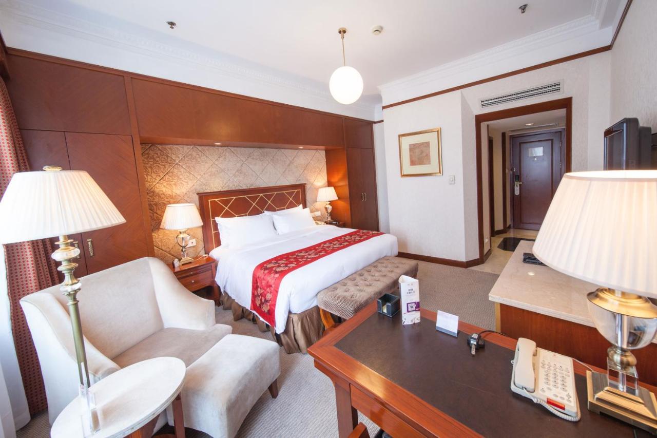 Jin Jiang Park Hotel - Hudec Excellent Historical Building - Priority Access For Classic Butterfly Cookies Without Queuing To Guests Xangai Exterior foto