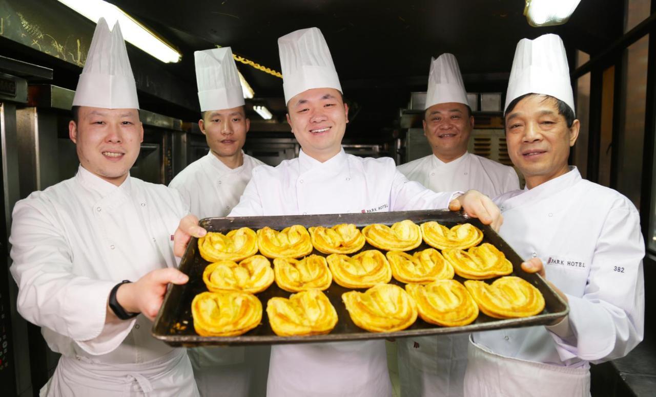 Jin Jiang Park Hotel - Hudec Excellent Historical Building - Priority Access For Classic Butterfly Cookies Without Queuing To Guests Xangai Exterior foto